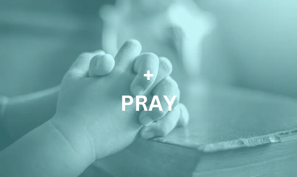 Childs hands praying